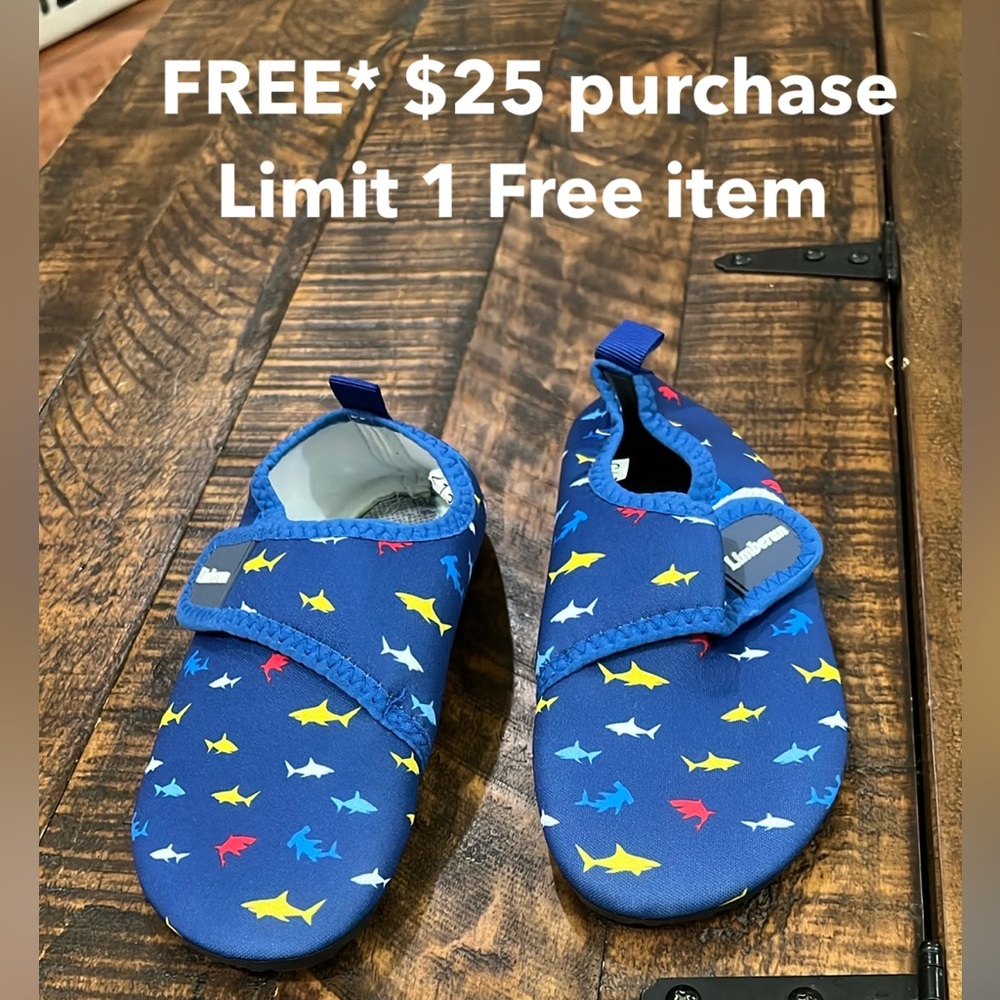 Free Kids Blue Shark Print Shoes